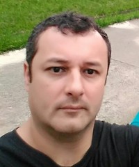 Dr. Alexandre Henrique De Quadros