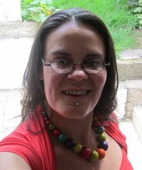 Ms Anne-Sophie Martineau